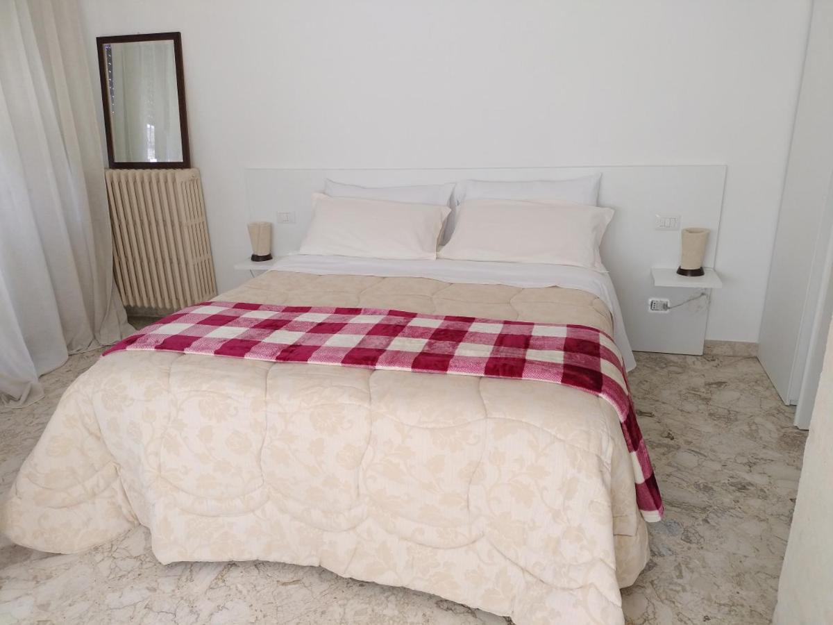 Matera Like Home - Rooms - Via Del Corso Ngoại thất bức ảnh